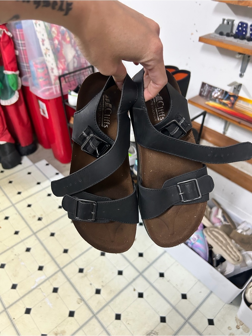 Cliffs by WHITE MOUNTAIN Black Strappy Buckle Sandals